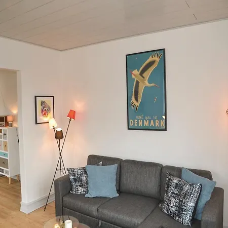 Two-bedroom In V 公寓